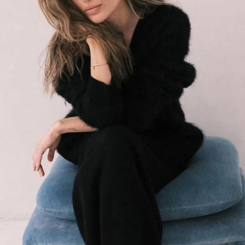 "Cardigan en maille duveteuse Noir_Élégance intemporelle Printemps 2026"